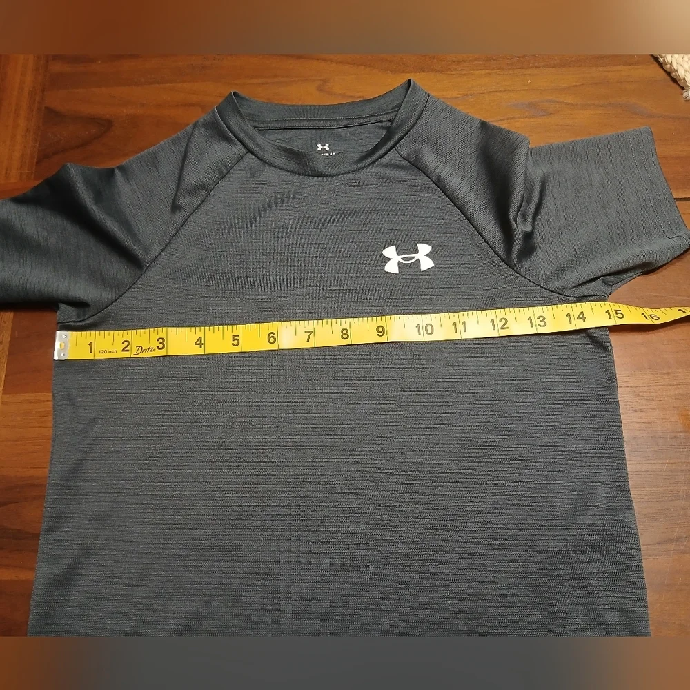 Under Armour‎ Kids Charcoal Gray Tee